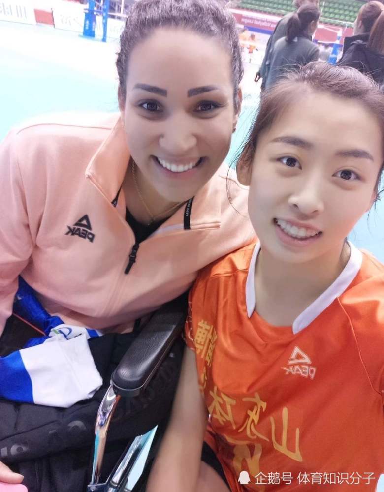 爱游戏注册-巡回赛巅峰对决！燕山烈马队守住胜果东城风暴队，排球赛场再起波澜；黑马成最大惊喜的简单介绍